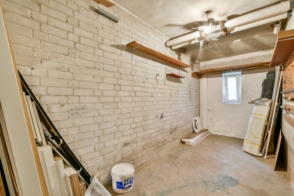 Medium property photo - Zuid-Hollandstraat 104-3, 1082 EM Amsterdam